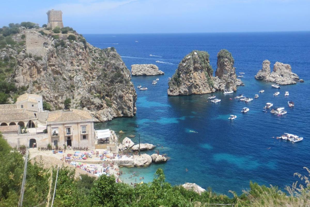 Case Vacanze Nonna Nick Castellammare del Golfo Bagian luar foto
