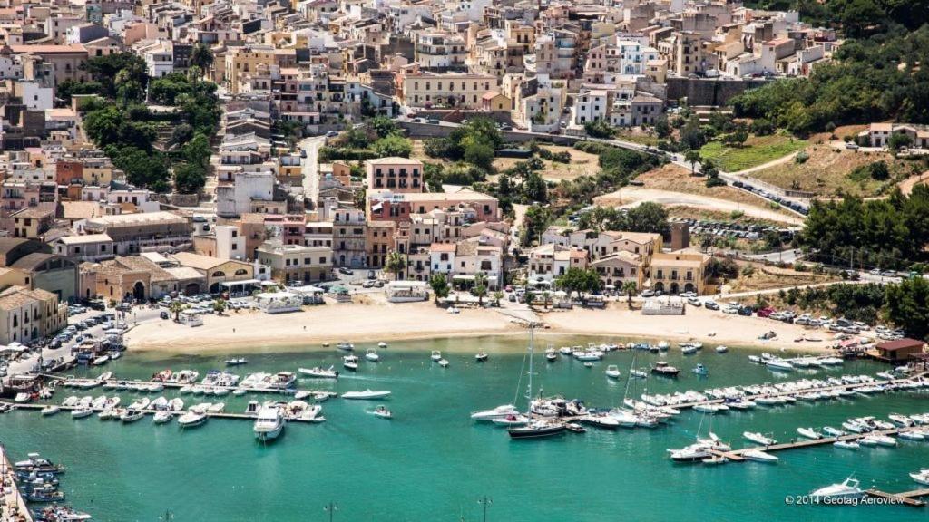 Case Vacanze Nonna Nick Castellammare del Golfo Bagian luar foto